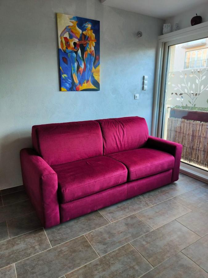 Flat Apartment แซงต์-ซีเปรียง ภายนอก รูปภาพ